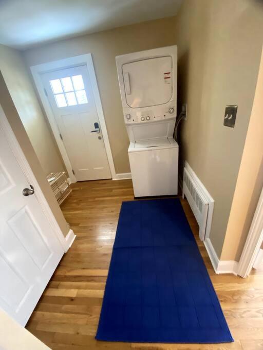 Cozy Boston Getaway Apartment! Free Parking Екстериор снимка