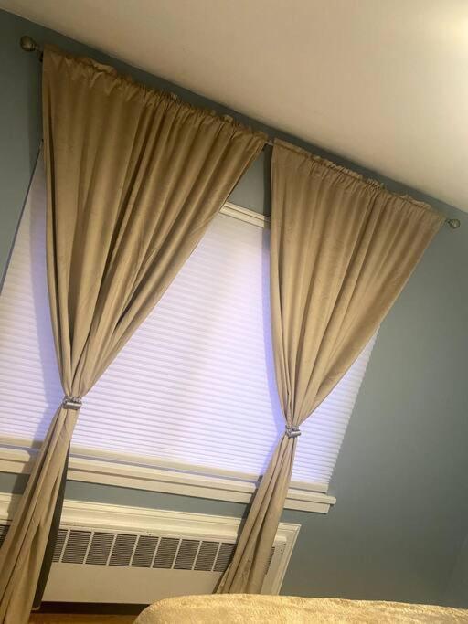 Cozy Boston Getaway Apartment! Free Parking Екстериор снимка