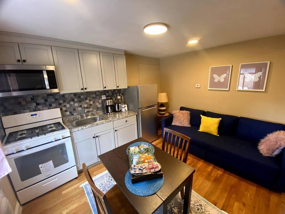 Cozy Boston Getaway Apartment! Free Parking Екстериор снимка