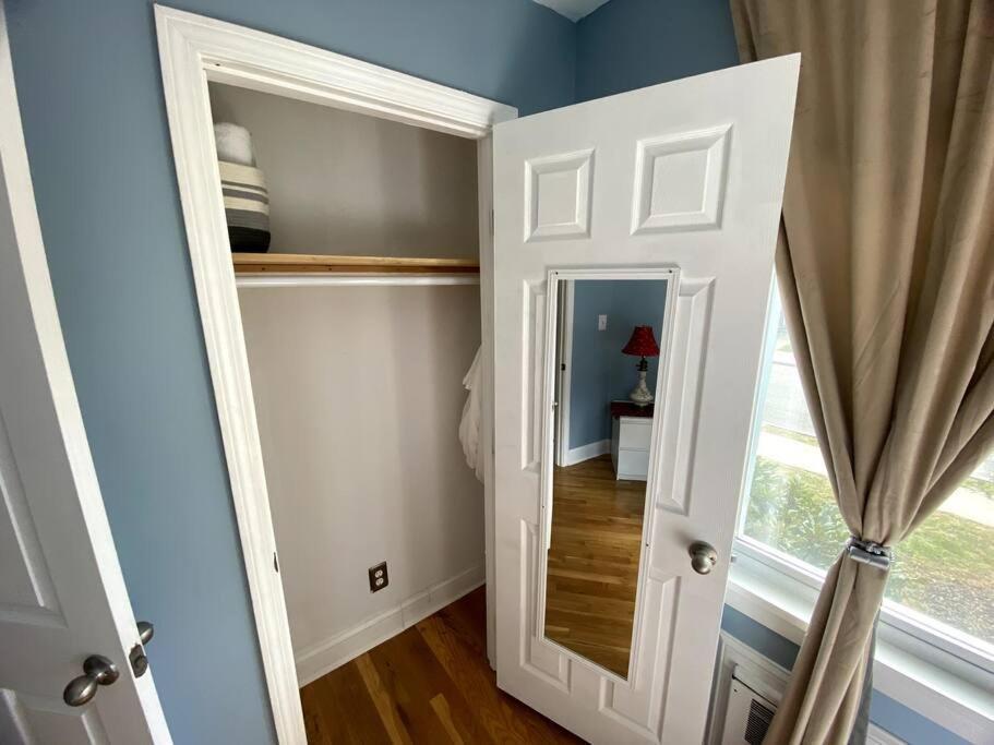 Cozy Boston Getaway Apartment! Free Parking Екстериор снимка